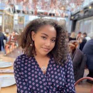 Meet your Posher, Gia